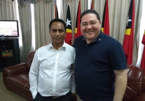 Defensor Público-Geral Federal, Dr. Carlos Paz, e Defensor Público Geral de Timor-Leste, Dr. Sérgio Hornai (despedida na sala VIP do aeroporto de Díli)